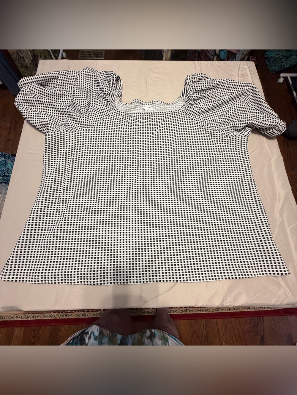 Ava & Viv Black and White Gingham Puff-Sleeve‎ Blouse